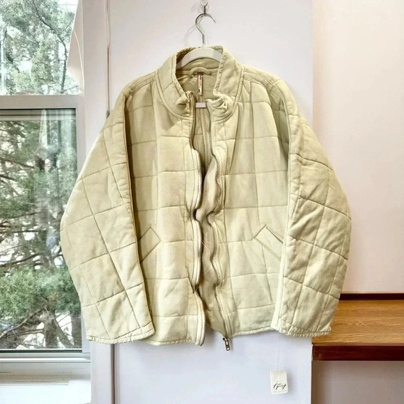 NWT Free People Dolman Jacket Quilted Knit Bomber Oversized Vanilla Cream Large - Picture 5 of 14